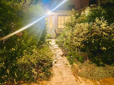 Jardin de l'établissement La petite Maison dans la Croix Rousse