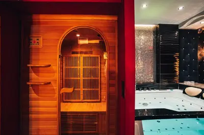 Salle de bains dans l'établissement Le Cabaret Vip SPA