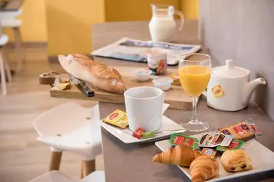Nourriture dans l'hôtel ou à proximité