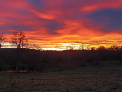 Lever ou coucher de soleil vu de le B&B/chambre d'hôtes ou à proximité