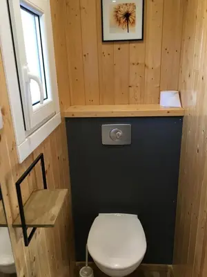 Salle de bains dans l'établissement Domaine des Epinettes