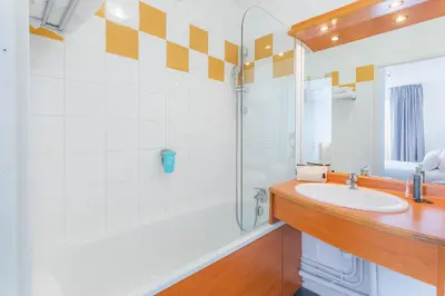 Salle de bains dans l'établissement Appart’City Confort Lyon Gerland