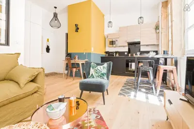Cuisine ou kitchenette dans l'établissement GuestReady - Bohemian and Chic Studio Vieux Lyon