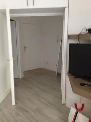 Télévision ou salle de divertissement dans l'établissement Le Croix Roussien Lyon centre