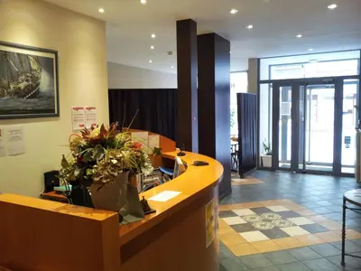 Hall ou réception de l'établissement Hotel Azur