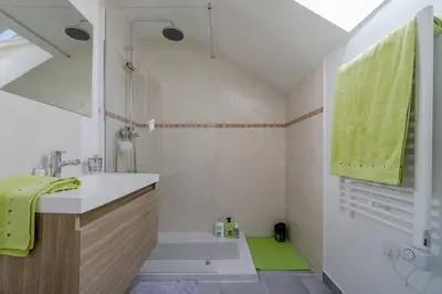 Salle de bains dans l'établissement Loft à La Campagne