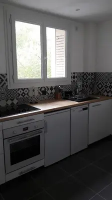 Cuisine ou kitchenette dans l'établissement Modernité et design Part Dieu