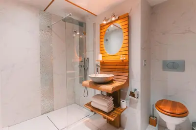Salle de bains dans l'établissement Le Chalet Loft and Spa