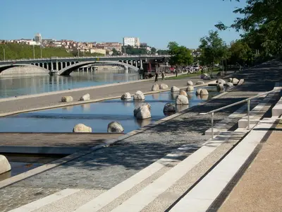 Vue sur la rivière ou le fleuve situé(e) à proximité de l'appartement