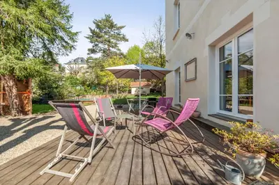 Jardin de l'établissement Maison Emeraude - Welkeys