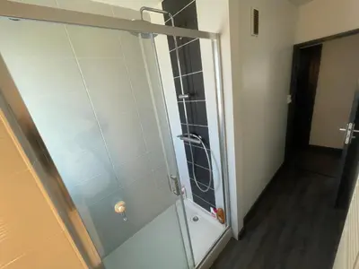 Salle de bains dans l'établissement Belle chambre privée en colocation G