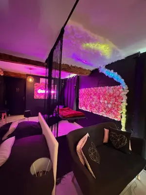 Coin salon dans l'établissement Sweet Dreams Jacuzzi