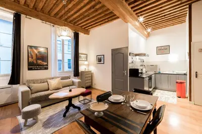 Plan de l'établissement Trion - quartier St Just - 42m2 Proche Vieux Lyon