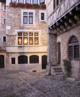 Plan de l'établissement Hostellerie du Vieux Pérouges