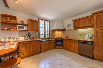 Cuisine ou kitchenette dans l'établissement Gîte Le Planier