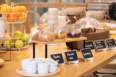 Nourriture dans l'hôtel ou à proximité