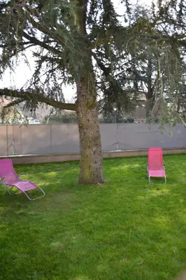 Jardin de l'établissement Demeure & Dépendance - Chambres d'hôtes depuis 2012