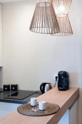 Plateau bouilloire dans l'établissement Studio Design Paloma Dark