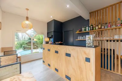 Cuisine ou kitchenette dans l'établissement Best Western Bridge Hotel Lyon East