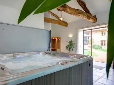 Plan de l'établissement Gîte authentique 12 pers avec terrasse en campagne - FR-1-496-54