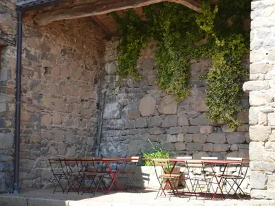 Plan de l'établissement Gîte authentique 12 pers avec terrasse en campagne - FR-1-496-54