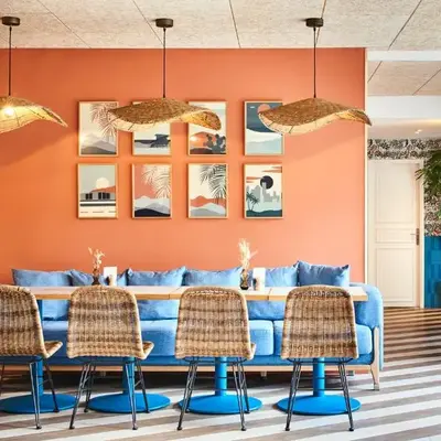 Hôtel Chromatics & Restaurant Hill Club by HappyCulture