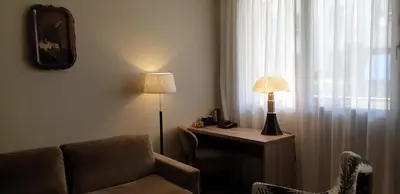 Coin salon dans l'établissement Best Western Crequi Lyon Part Dieu