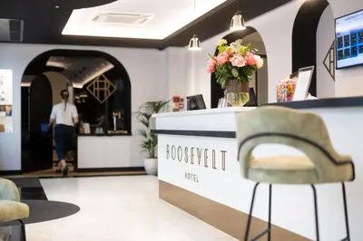 Hall ou réception de l'établissement Hôtel Le Roosevelt Lyon