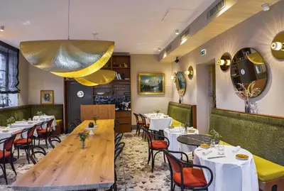 Restaurant ou autre lieu de restauration dans l'établissement Hôtel de l'Abbaye Lyon - Boutique Hôtel