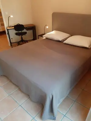 Un ou plusieurs lits dans un hébergement de l'établissement Appartement dans propriété calme en pleine nature