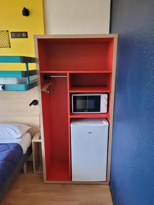Cuisine ou kitchenette dans l'établissement Premiere Classe Lyon Nord Dardilly