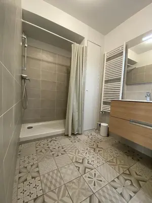 Salle de bains dans l'établissement Appartement avec Balcon Immeuble Standing