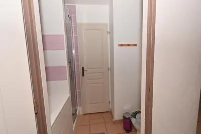 Salle de bains dans l'établissement LES CHAMBRES DE L'OUEST