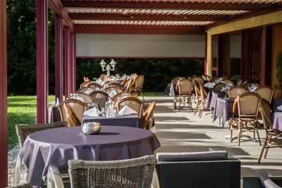 Restaurant ou autre lieu de restauration dans l'établissement Hotel Ambotel