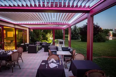 Jardin de l'établissement Hotel Ambotel