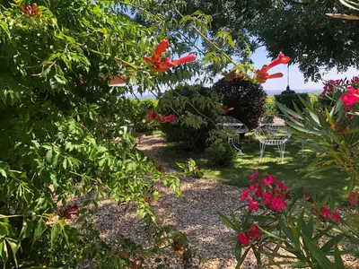 Jardin de l'établissement La Gatille