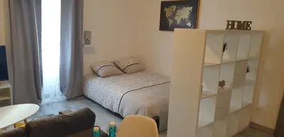 Un ou plusieurs lits dans un hébergement de l'établissement Appartements entiers proche Aéroport - ZAC Chesnes - CNPE du Bugey Check-In 24h7J