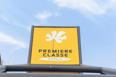 Certificat, récompense, panneau ou autre document affiché dans l'établissement Premiere Classe Lyon Beynost