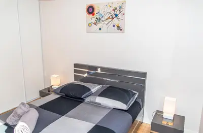 Un ou plusieurs lits dans un hébergement de l'établissement Le Victoria hyper-centre Décines