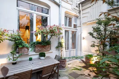 Jardin de l'établissement MHL - Maison Hotel Lyon