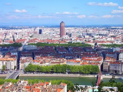 Vue générale sur Lyon ou vue de la ville depuis l'appart'hôtel