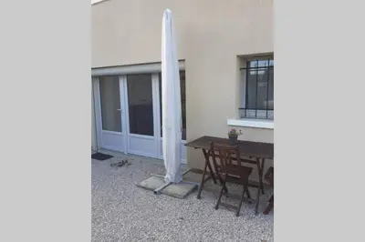 Terrasse ou espace extérieur de l'établissement Logement entier 4 personnes Villefranche sur Saone