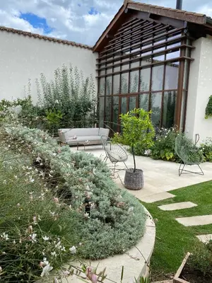 Jardin de l'établissement Le Relais de la Godasse