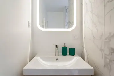 Salle de bains dans l'établissement Arbre Sec - Furnished apartment - Downtown Lyon