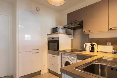 Cuisine ou kitchenette dans l'établissement DIFY Palais - Cordeliers