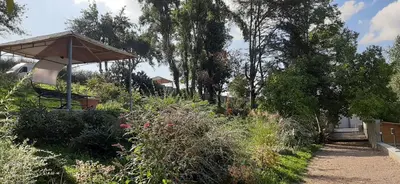 Jardin de l'établissement Le Domaine de la plume