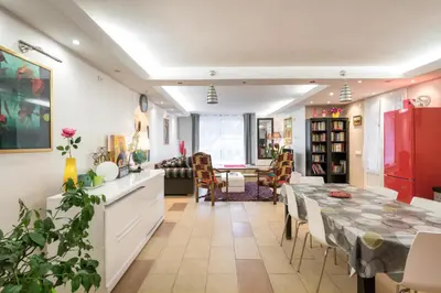 Coin salon dans l'établissement Appartement Indépendant en maison à 15 MIN de LYON
