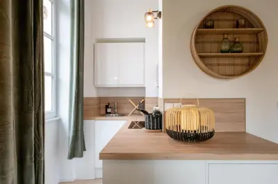 Cuisine ou kitchenette dans l'établissement Le Gary - Appartement atypique refait à neuf - A deux pas Parc Tête d'Or