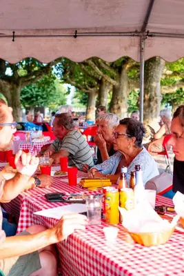 Clients de l'établissement Camping De Thoissey ***