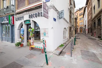 Quartier de l'appartement ou autre quartier proche